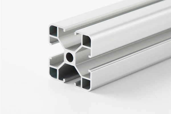 为什么铝合金门窗的颜色不同?