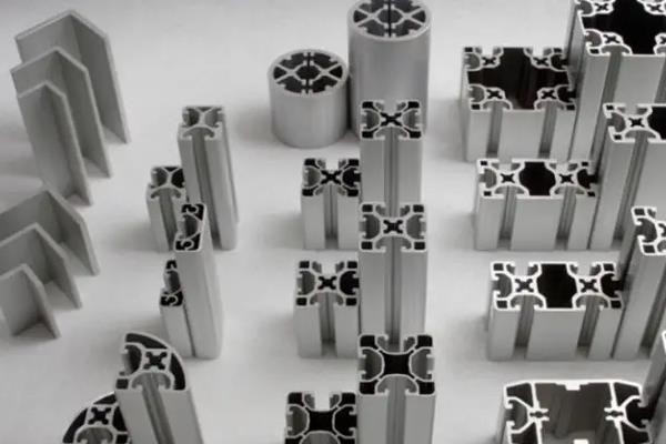 大家都知道铝材的熔点是多少嘛?铝材厂告诉你