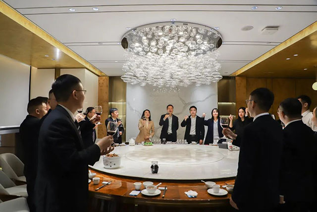 年会回顾 | “三十而立，踔厉前行”2022年度华昌集团管理人员联欢晚会圆满举行!