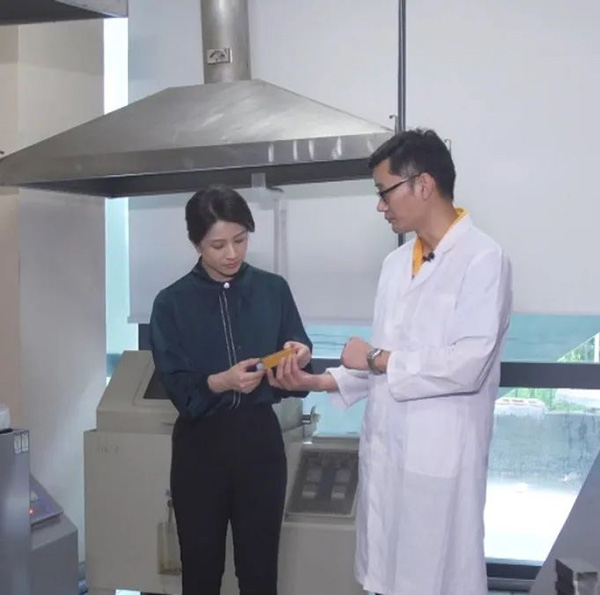 经过一代人兢兢业业的发展,在新一代“铝”行人的探索下,佛山铝型材将走向何方?