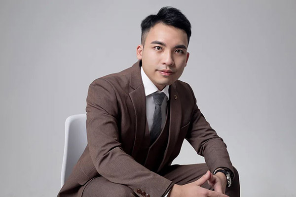 本期嘉宾,广东华昌集团有限公司总经理潘树华